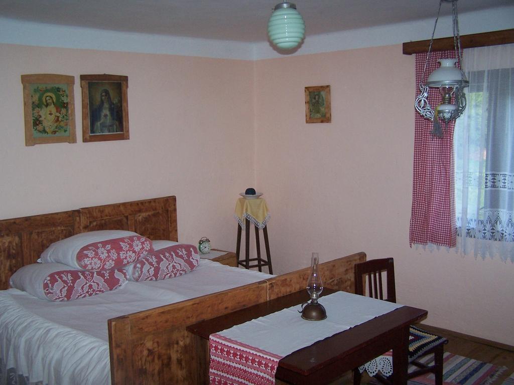 Apartment Eko Etno Selo Stara Kapela, Pavina Kuca Pokój zdjęcie